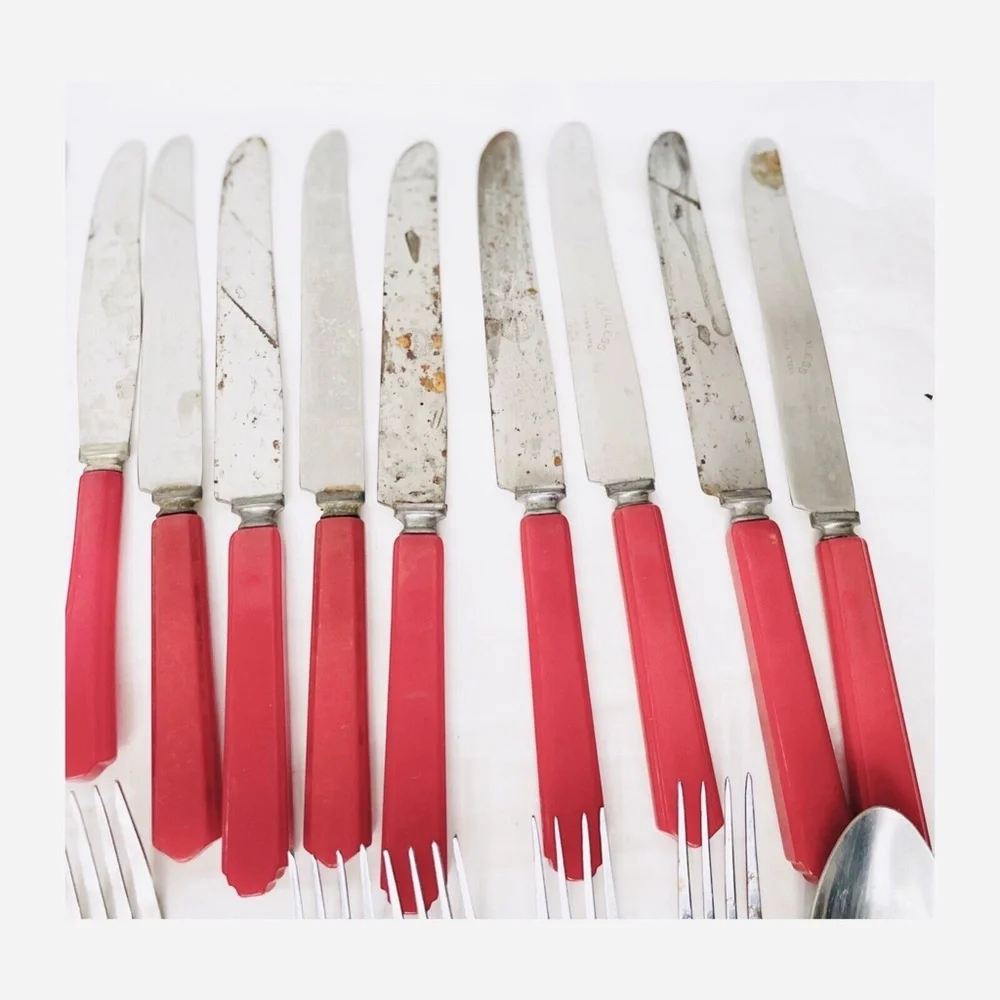 Peerless Stainless Steel Lot of 25 Dinner Knives, Forks, Soup Spoon Red Handle